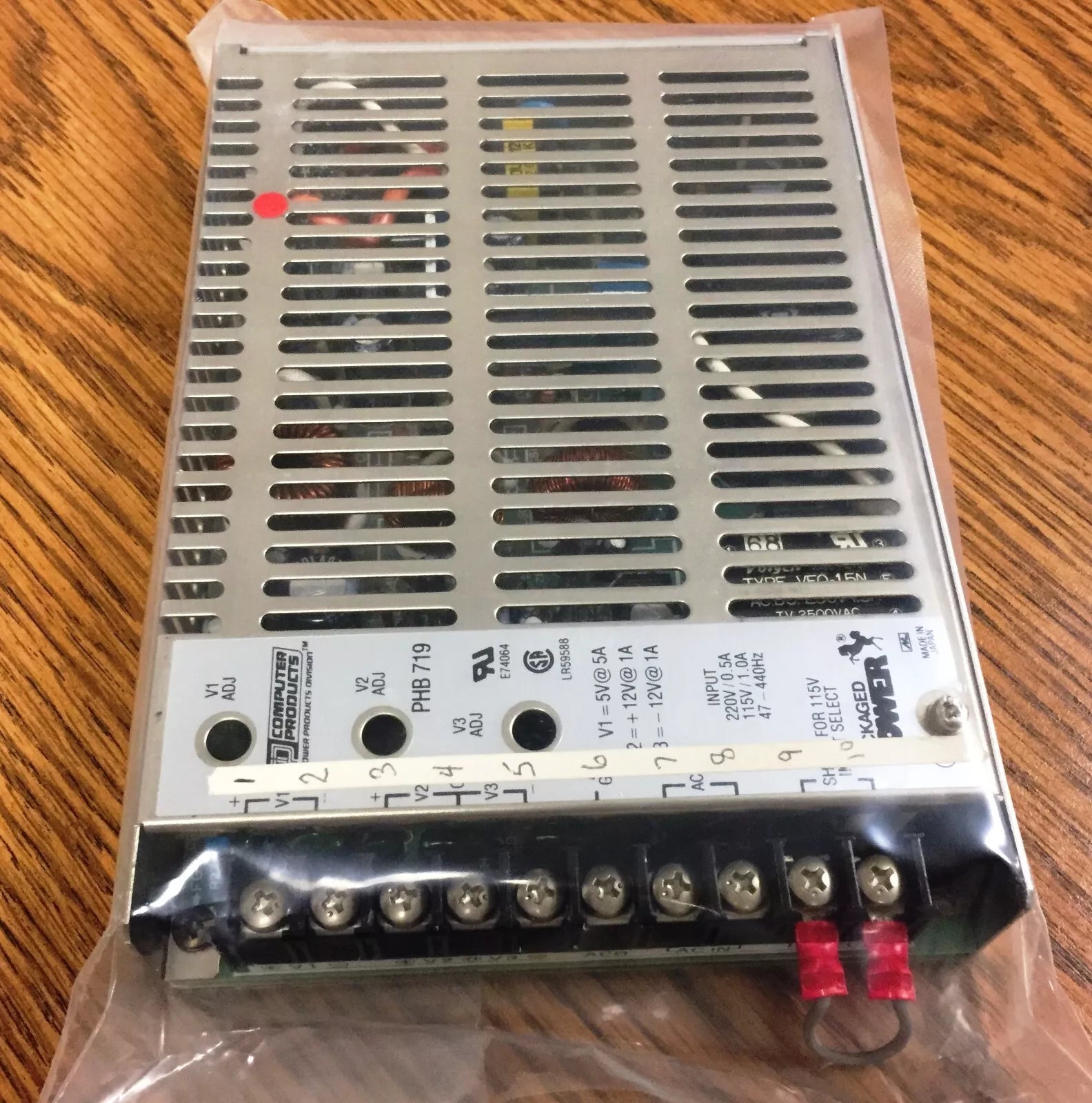 Computer Products PHB719 Multi Voltage Power Supply 220V/0.5A 115V/1.0A