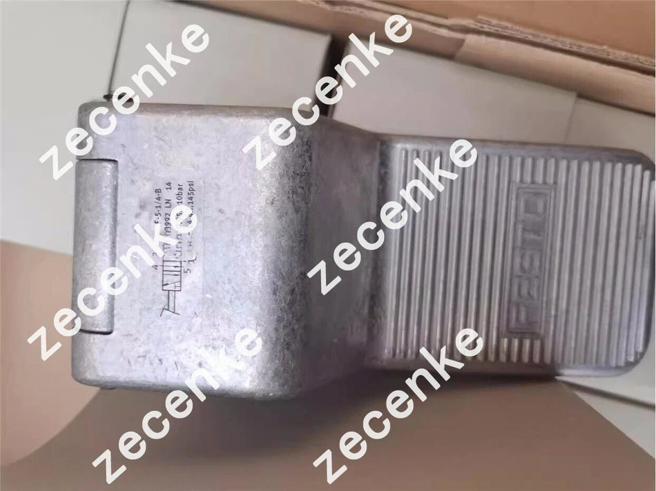 One Festo F-5-1/4-B 8992 F51/4B Double Electric Control Valve New