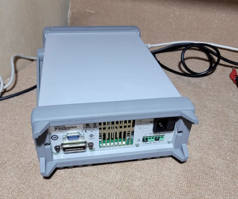 E3642A Keysight Agilent DC power supply, dual range: 0-8V/ 5A and 0-20V/ 2.5A