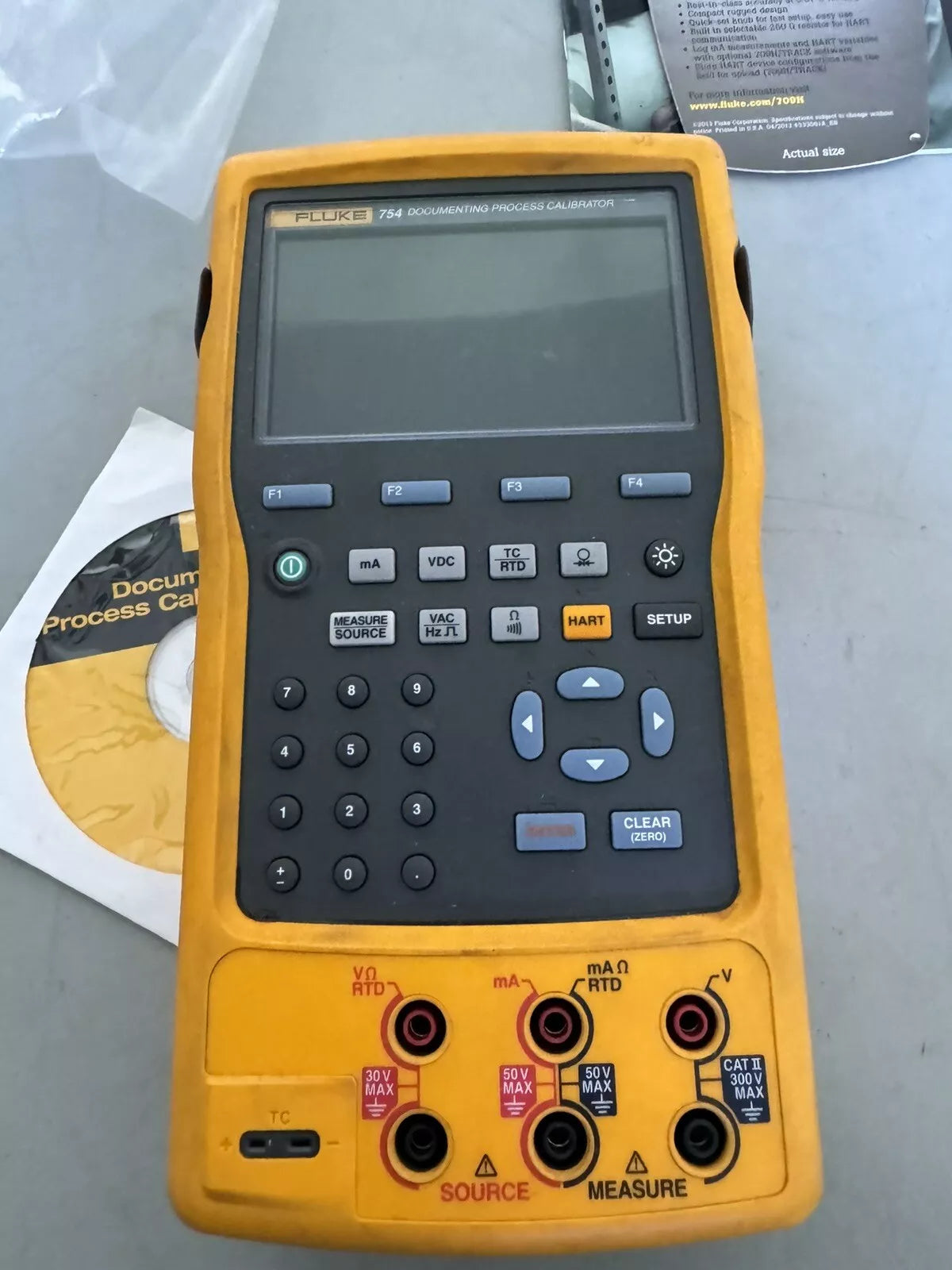 Fluke 754 Documenting Process Calibrator with HART Communication