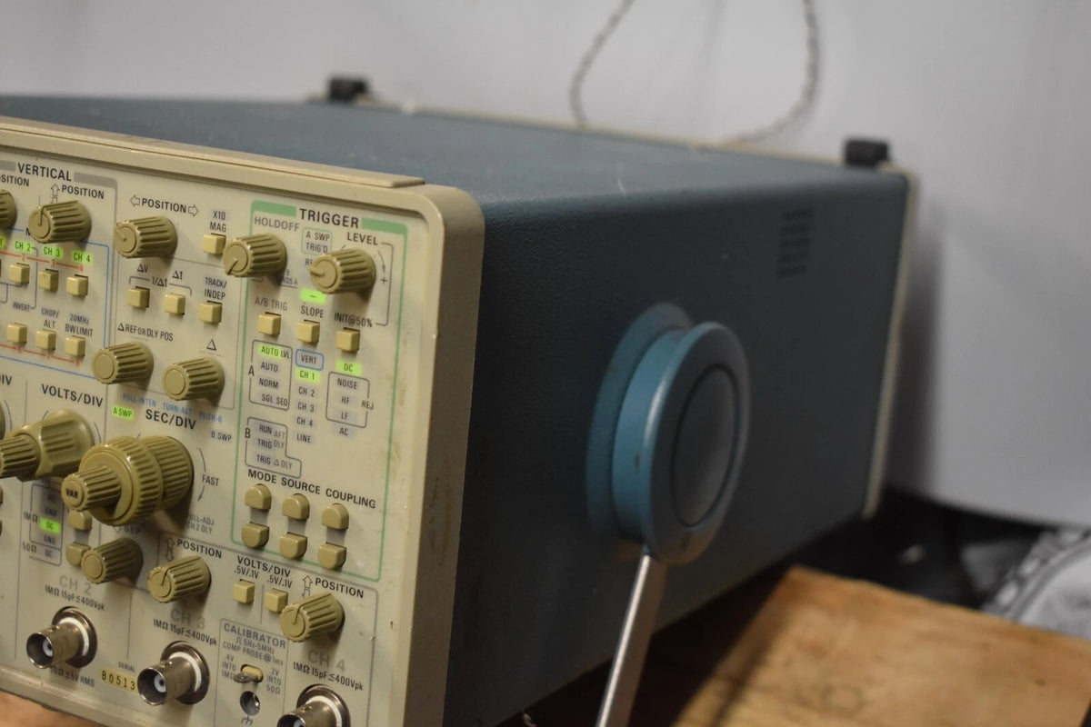 ANAINSTR High-Precision Digital Multimeter with Auto-Ranging Function