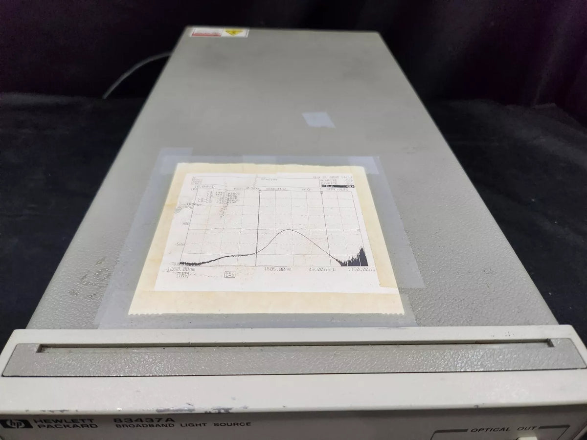 HP 83437A Broadband Light Source As-is (0117)