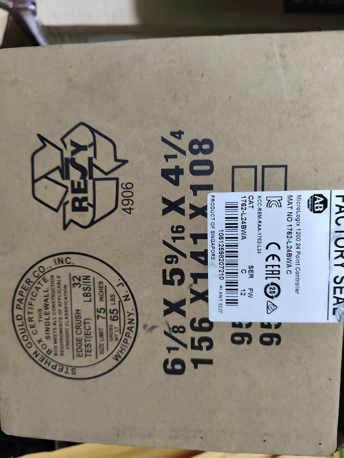 MicroLogix 1200 Controller by Allen-Bradley