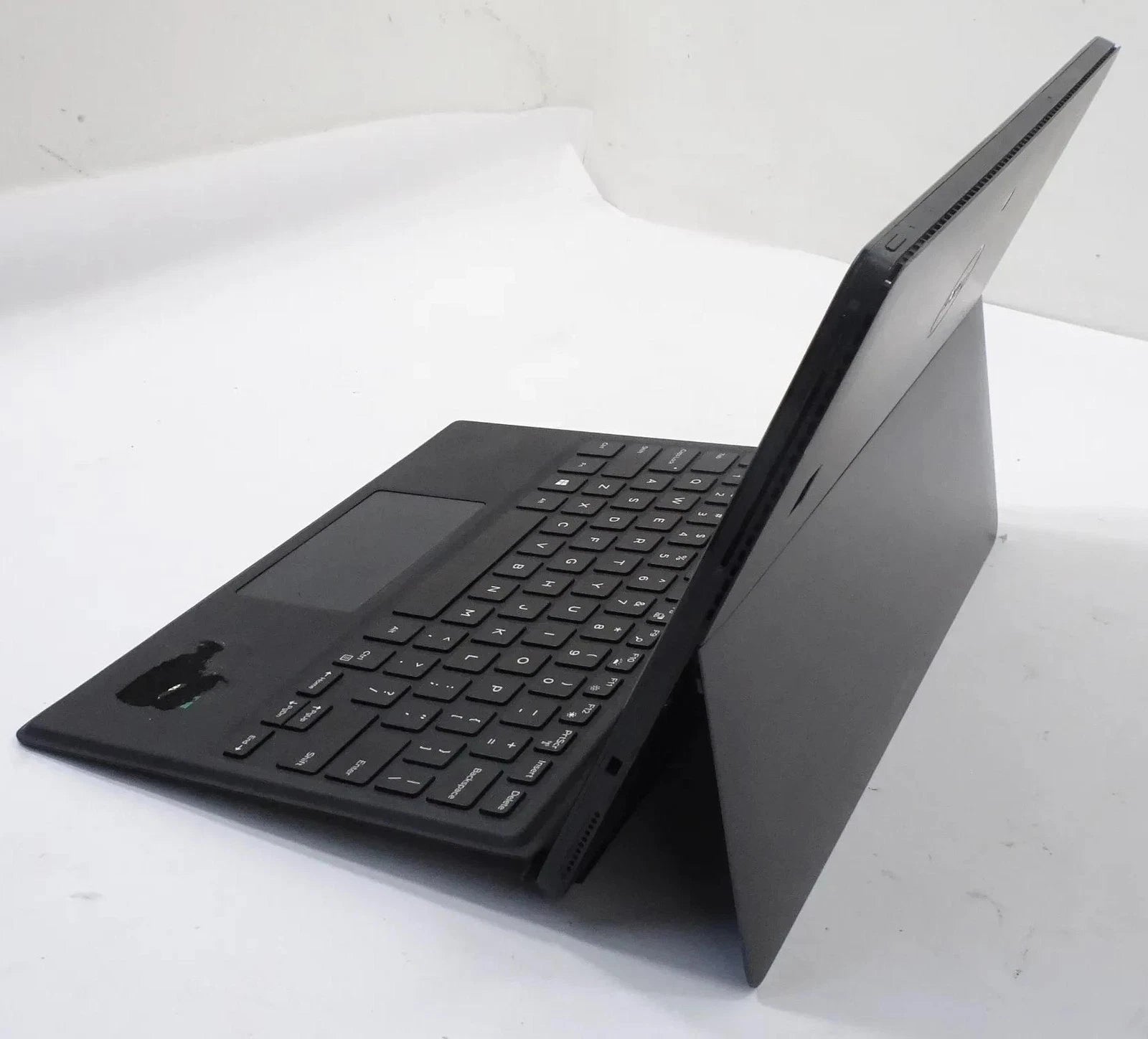 Dell Latitude 5290 2-in-1 Core i7-8650U 1.90GHz 16GB 256GB Touch Win 11 Pro