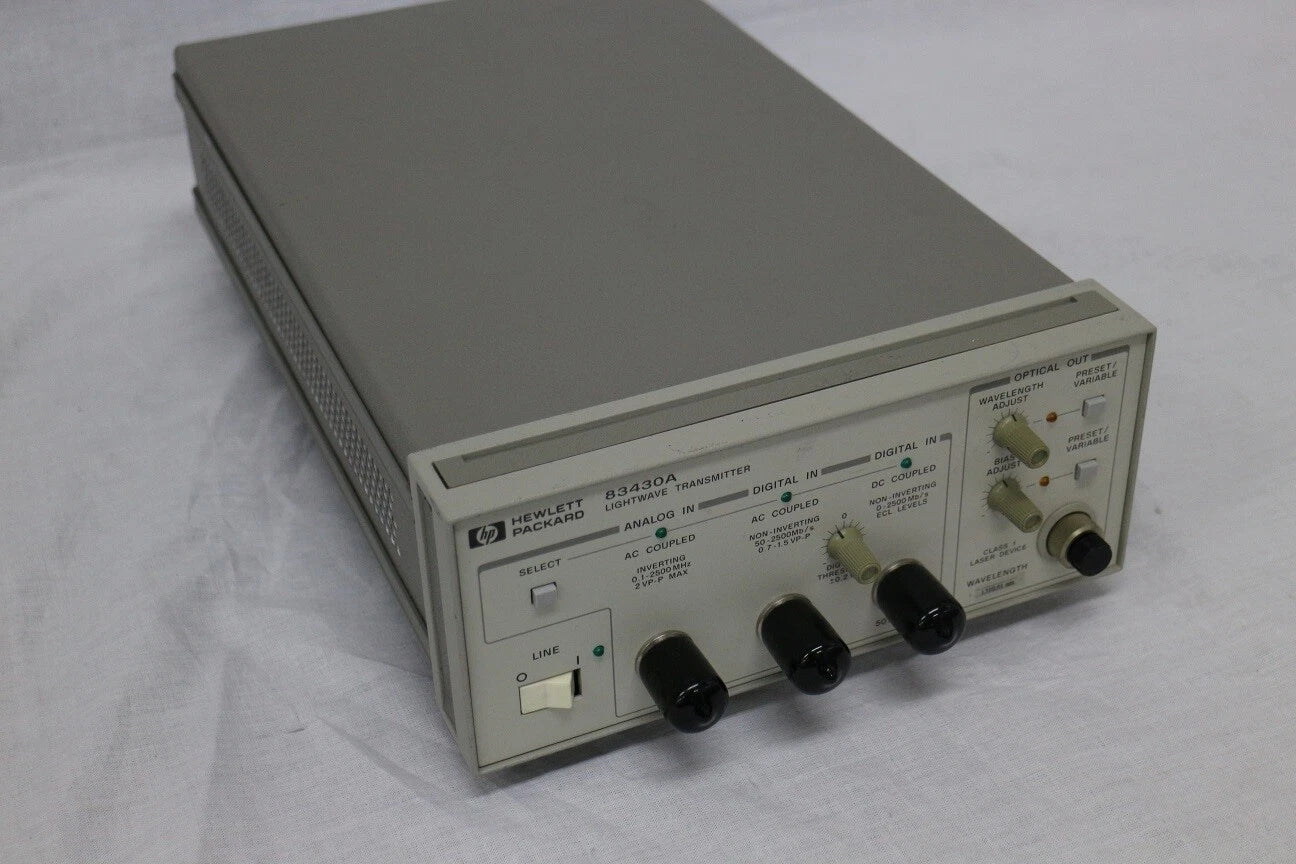 HP 83430A /130 2.5Gbps 1310nm Lightwave Transmitter