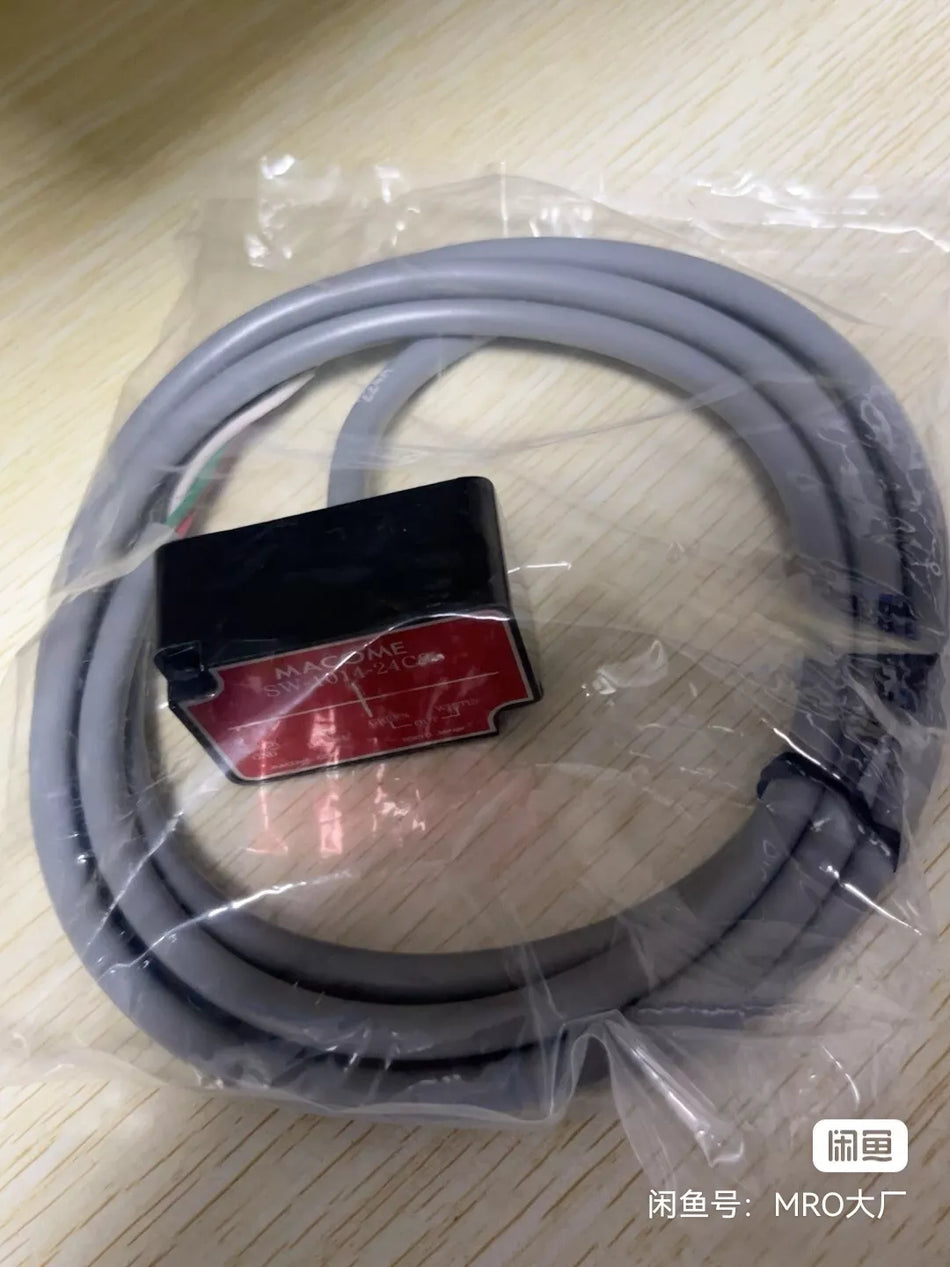 1 PC NEW SW-1014-24C2 Proximity Switch #B3401 CL