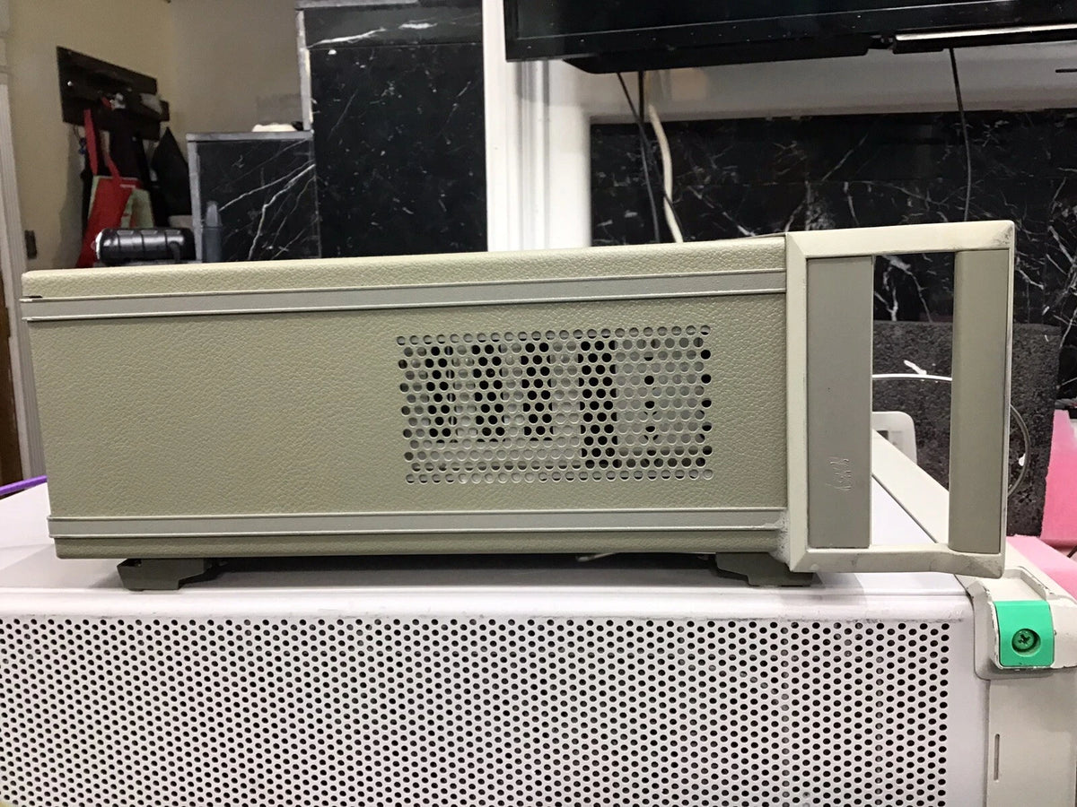 HP Agilent 5352B Microwave Frequency Counter 10 MHz - 43 GHz Calibrated