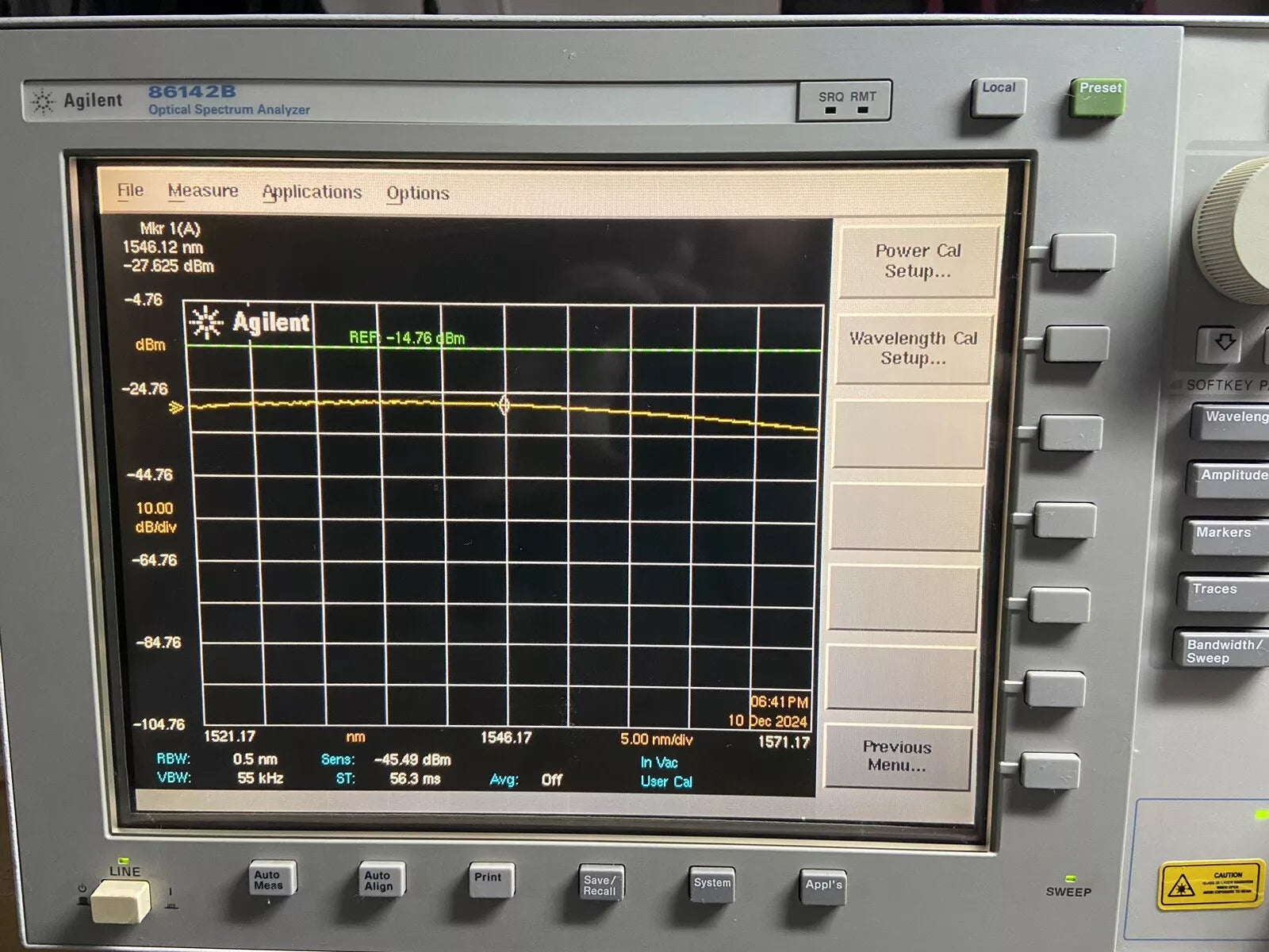 Agilent 86142B Optical Spectrum Analyzer with OPT 4 and 6 Sources