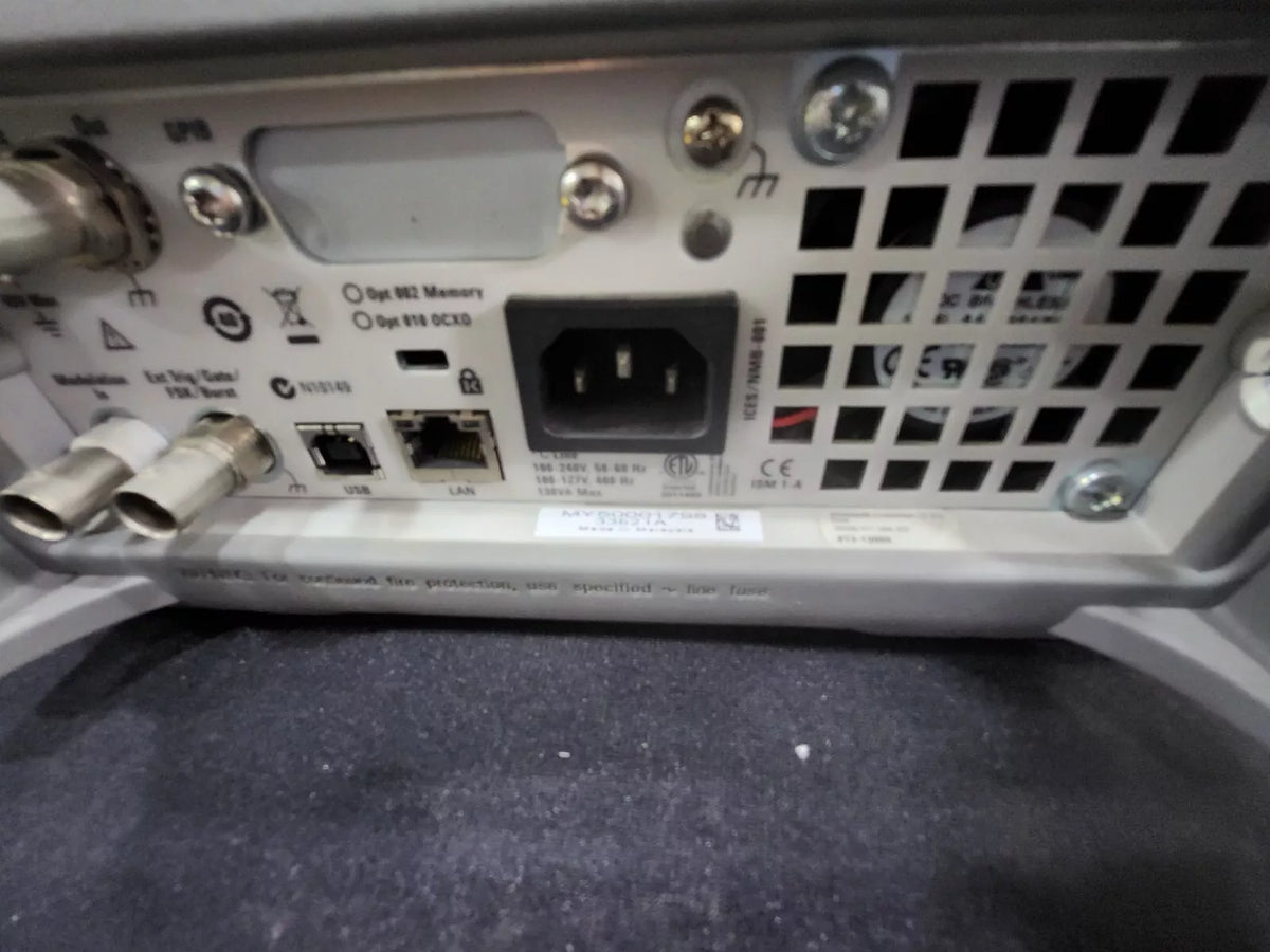Agilent 33521A Function Arbitrary Waveform Generator 30 MHz AS-IS