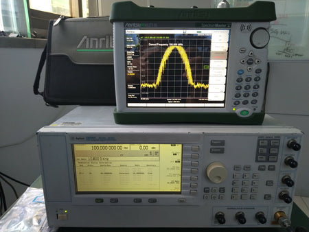 Anritsu MS2711E Handheld Spectrum Analyzer 9kHz to 3GHz , Hand bag, ACV adapter - XG eqpt