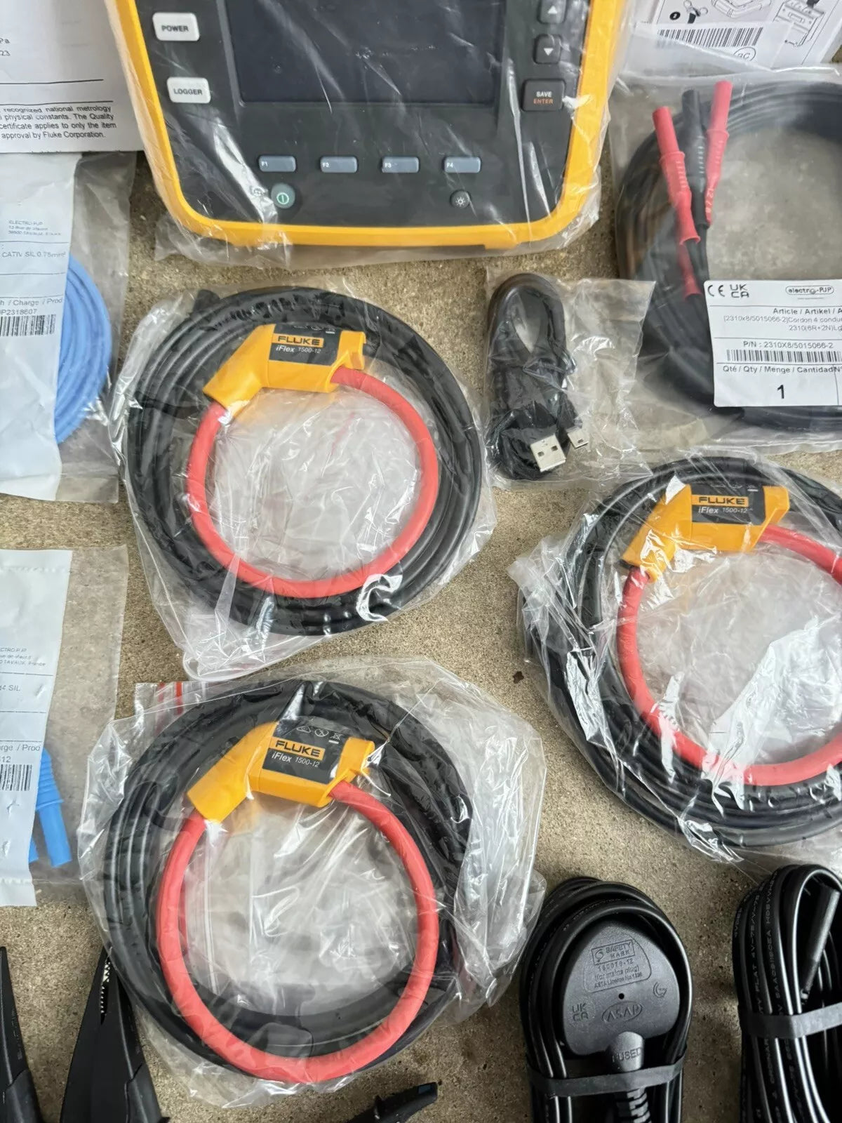 Fluke 1732 Three-Phase Energy Logger with iFlex 1500-12 (CALIBRATED 2023-2024)