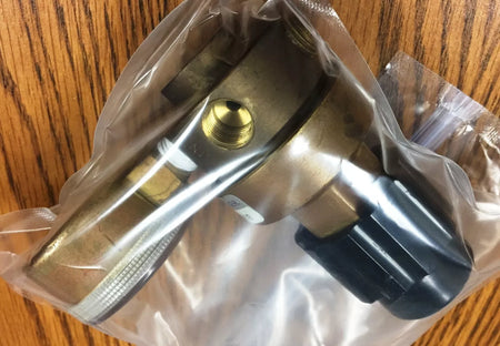 Veriflo IR4B-100 Regulator with USO Gauge, Max Inlet 3000 PSI