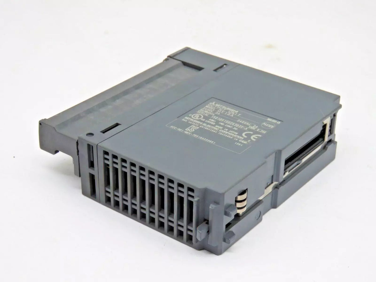 Mitsubishi QY18A Digital Output Module Q Series 240 VAC Used & Tested