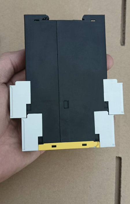 Siemens Safety Relay Module 3TK2821-1CB30