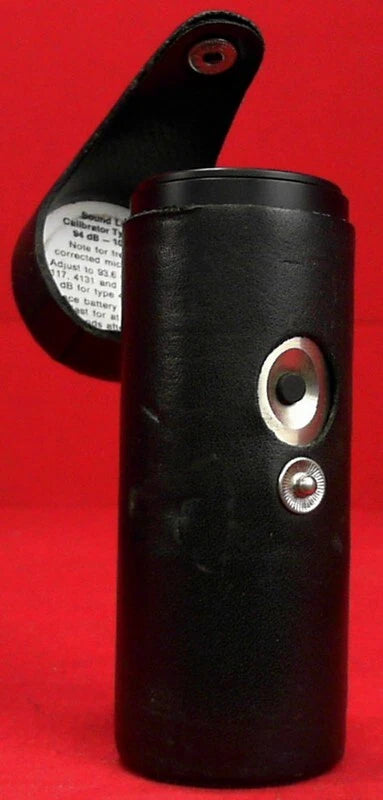Bruel & Kjaer 4230 94dB 1000Hz Sound Level Calibrator