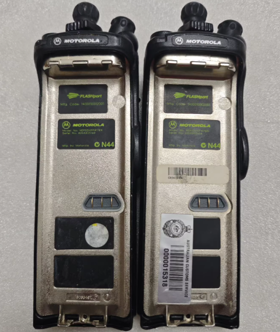 Motorola XTS3000 III UHF Digital Portable Radio(No battery)