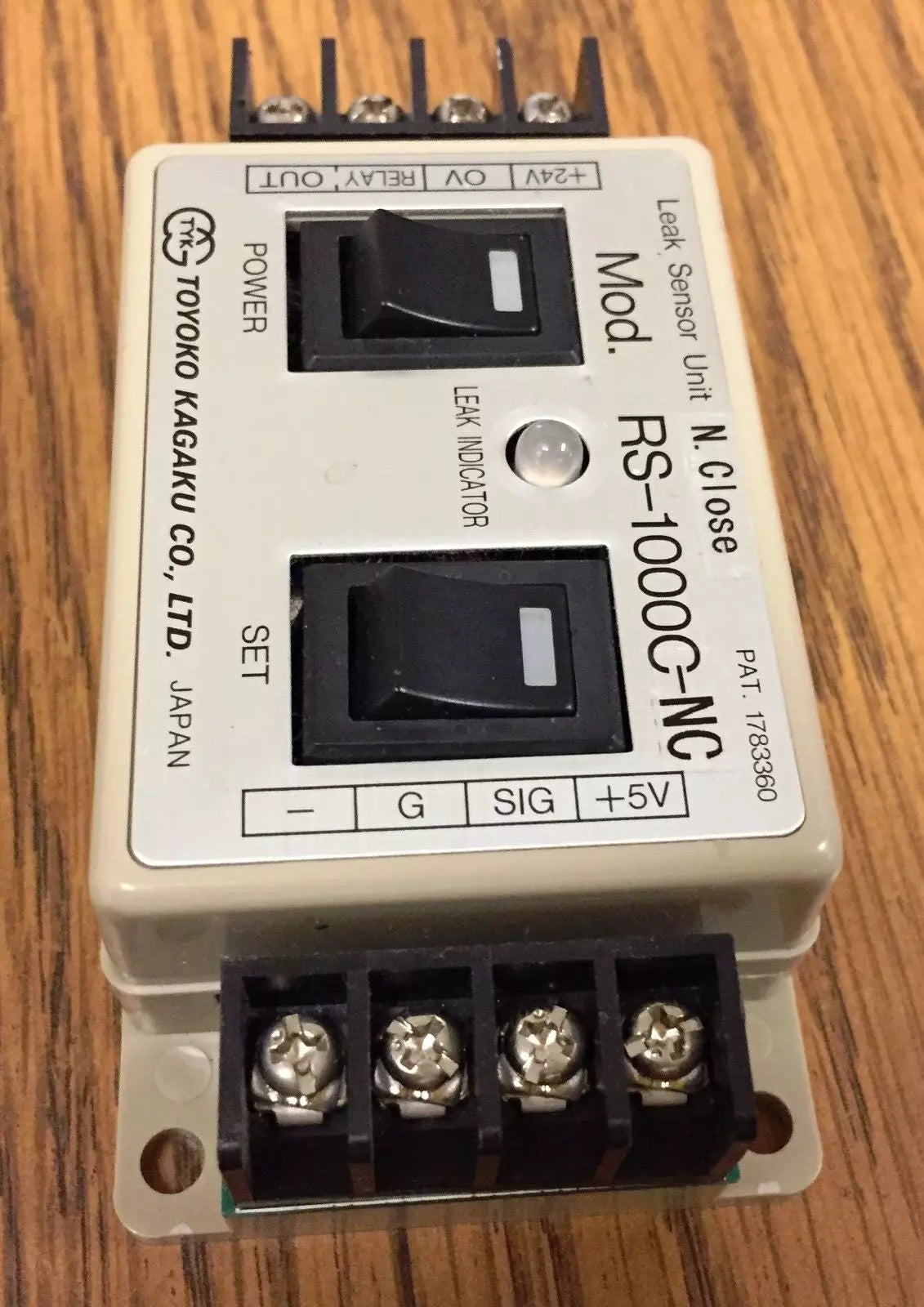 Toyoko Kagaku RS-1000C 24VDC Leak Sensor Unit