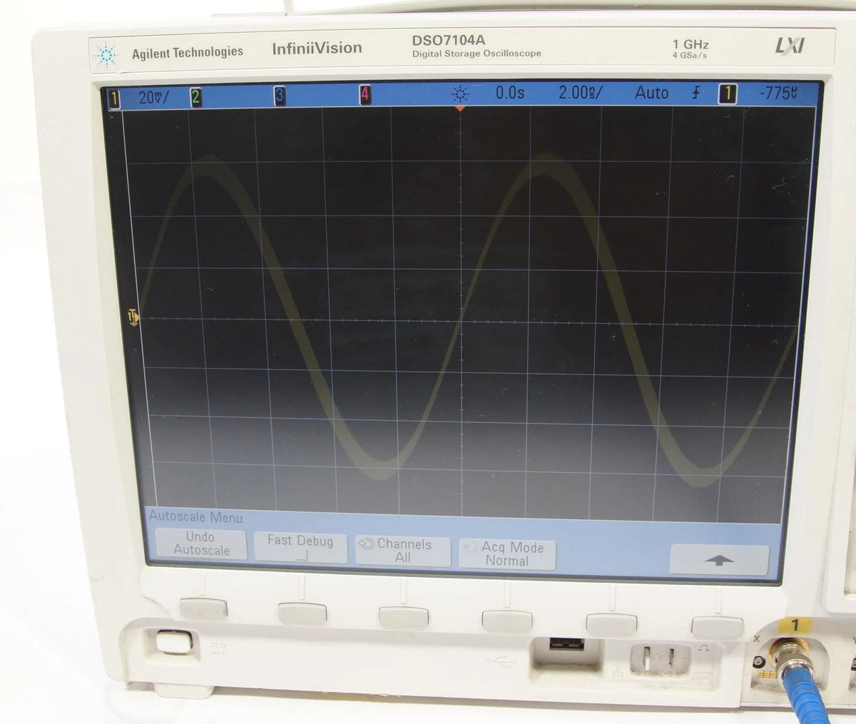 Agilent InfiniiVision DSO7104A 1GHz 4GSa/s 4CH Oscilloscope OPT mem8M MST E00