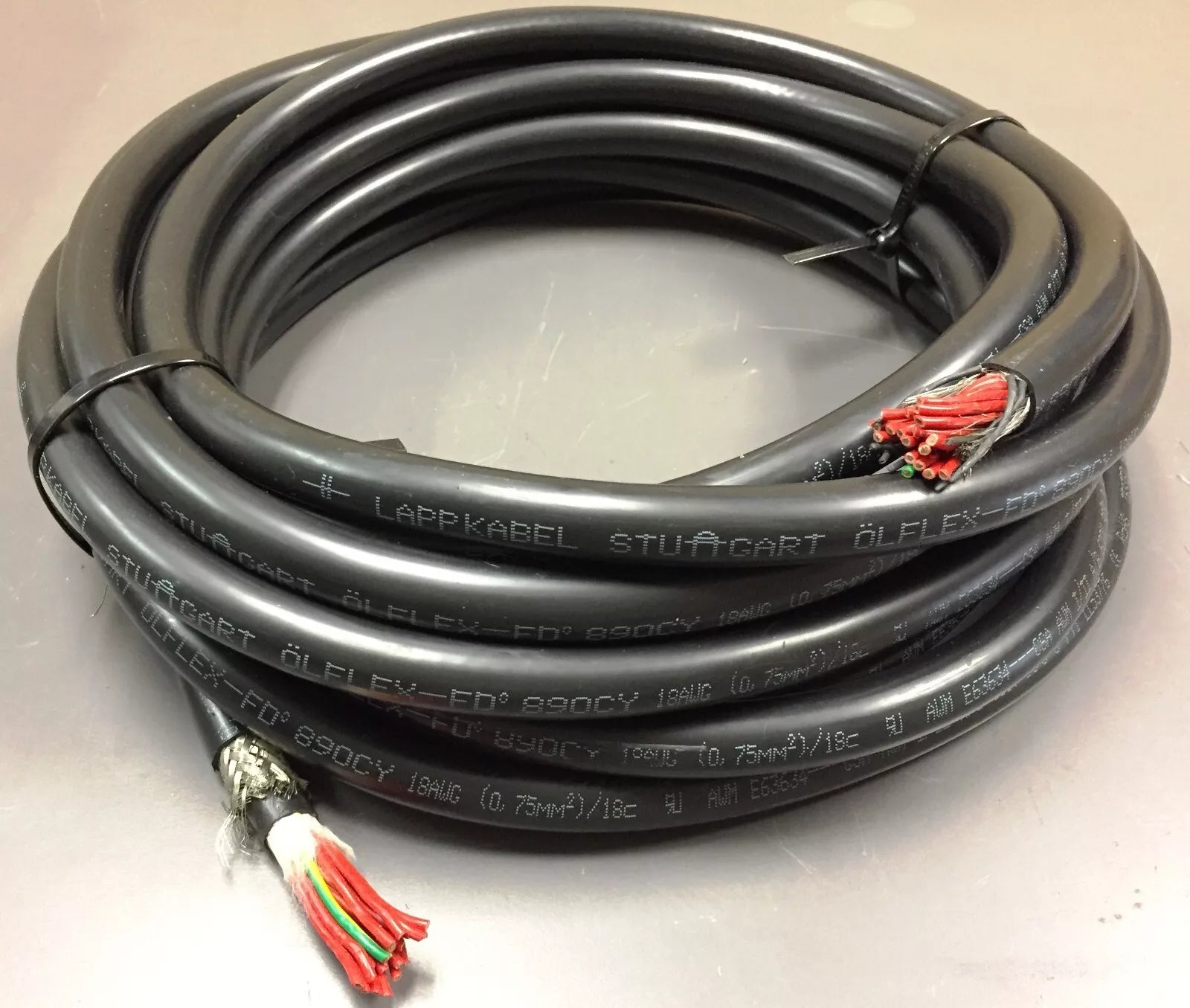 LappKabel OLF8918184S ÖLFLEX® FD 890 CY 18 AWG/18C Shielded Cable Black, 30ft