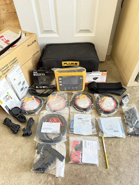Fluke 1738 Power Logger Kit 3 Phase with Accessories Calibrated 2024