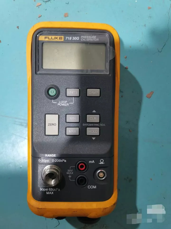 Fluke 718 30G Pressure Calibrator USED