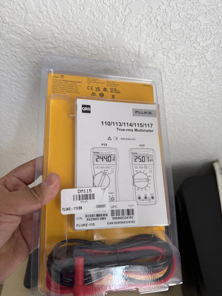 Fluke 115 Digital Multimeter / New Sealed