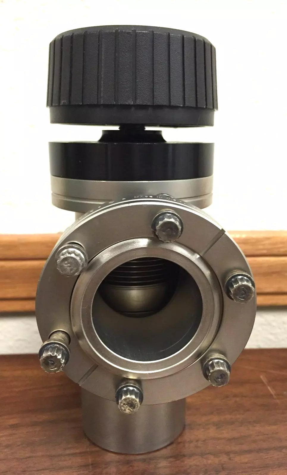 Varian L8679301 Inline 2.75 CF Hand Operated Valve