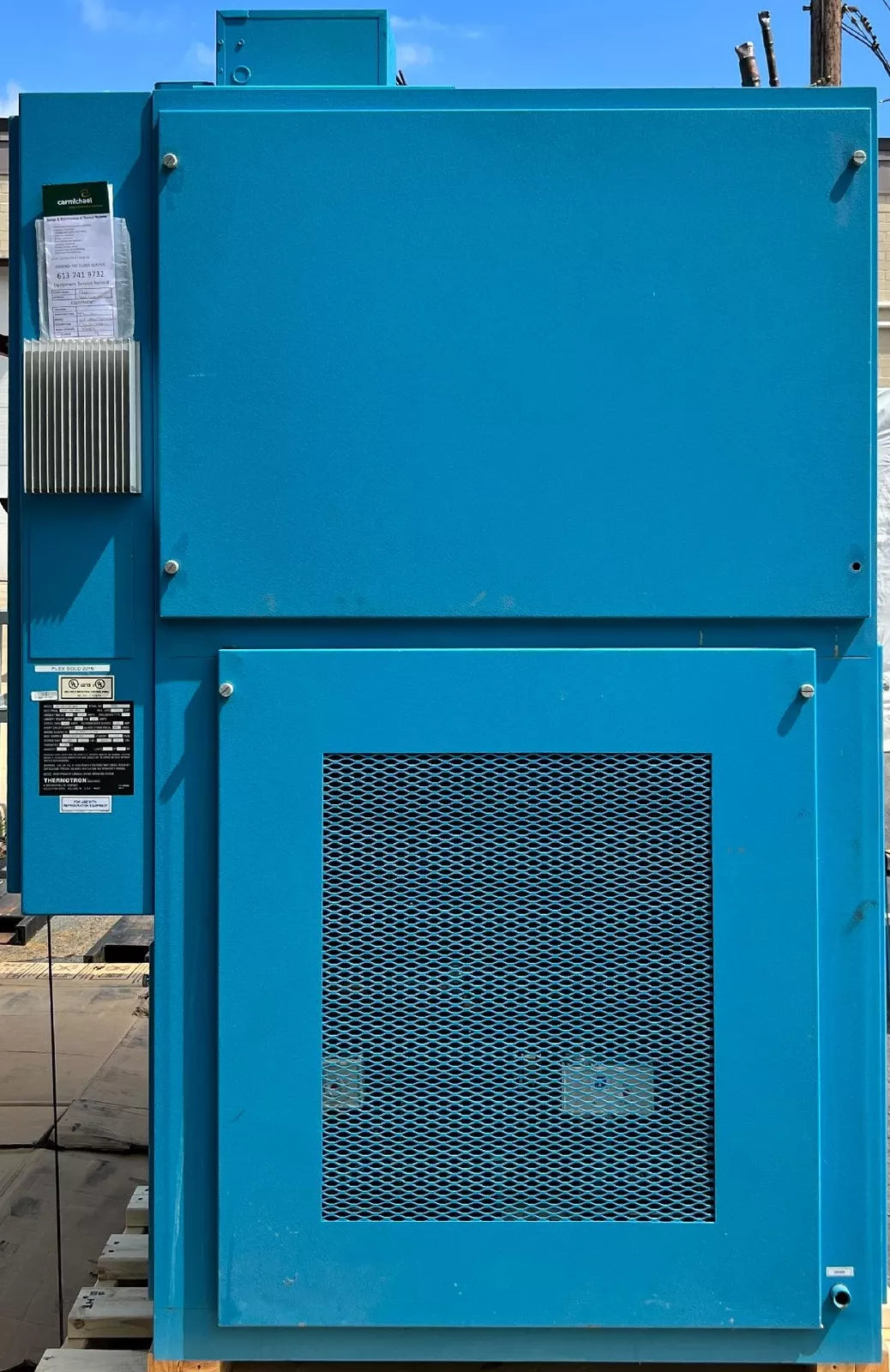 Thermotron WP-286 Panel Walk-In Chamber 286 ft³ (8,100 L)