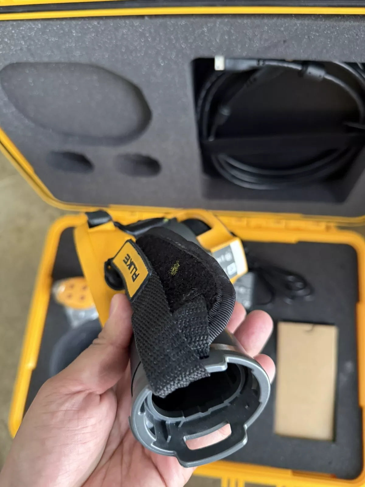 FLUKE TI480PRO IR Camera 60Hz, 640 x 480, 2 Batteries with Charger & Case