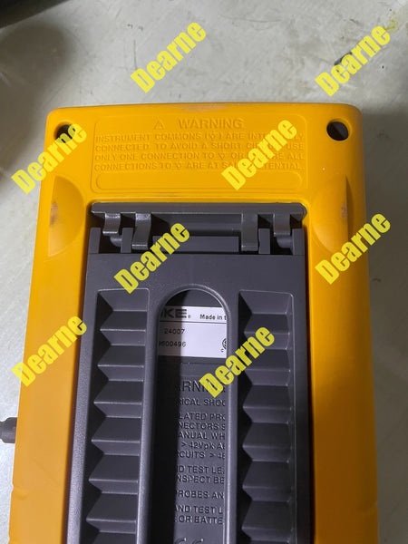 Fluke 124 Industrial ScopeMeter Hand-Held Oscilloscope