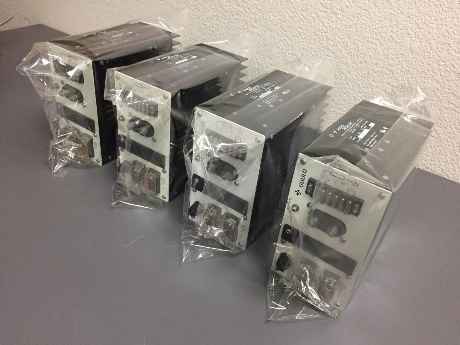 Gould P/N MG15-16C DC Power Supply, Input 115-120V or 220-240V, Output 15V 16A