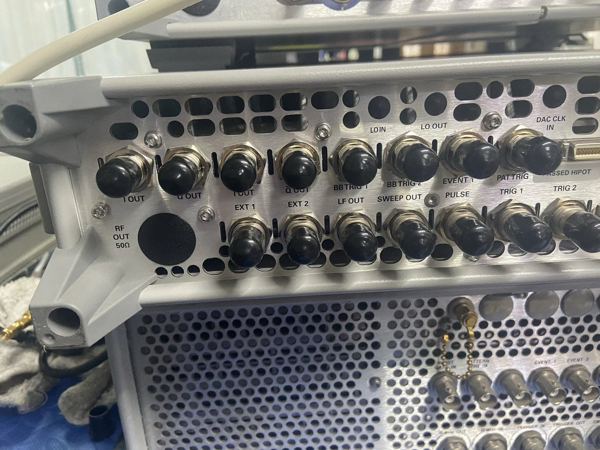 Agilent Keysight MXG N5182B Vector Signal Generator 9kHz-3GHz