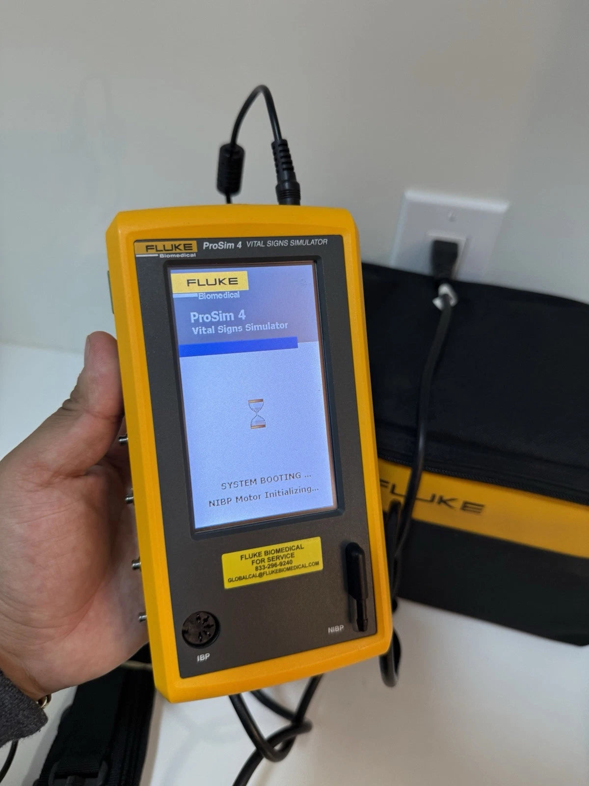 FLUKE Biomedical ProSim 4 & Spot Light Kit with Bag & Charger (Tested)