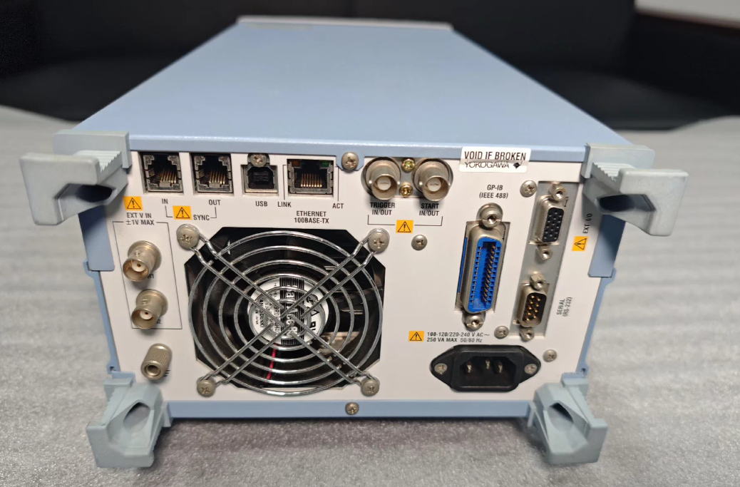1PCS YOKOGOWA yokogawa 726021 source measure unit