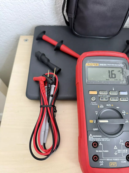Fluke 28 II Ex True RMS Multimeter with Leads & Bag