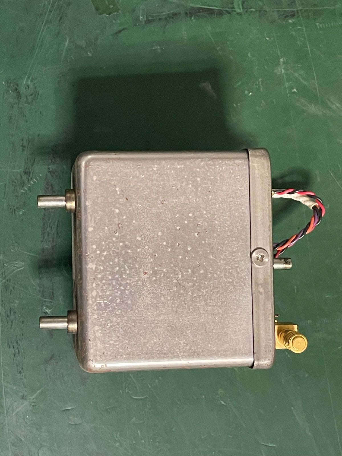HP Agilent 10811E 10MHz Reference Crystal Oscillator for 8360 series_798 - XG eqpt