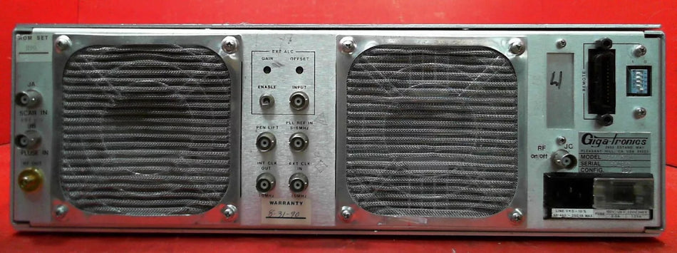 Gigatronics 900/2-18 Synthesized Signal Sweep Generator, 2-18 GHz 334803