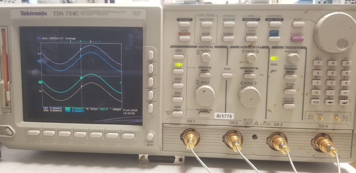 Tektronix TDS754C 500 MHz Digital Storage Oscilloscope