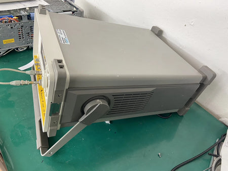 HP Agilent 8565EC Spectrum Analyzer with Nist Calibration Options 6.7, 8 Available 20Hz-50 GHz