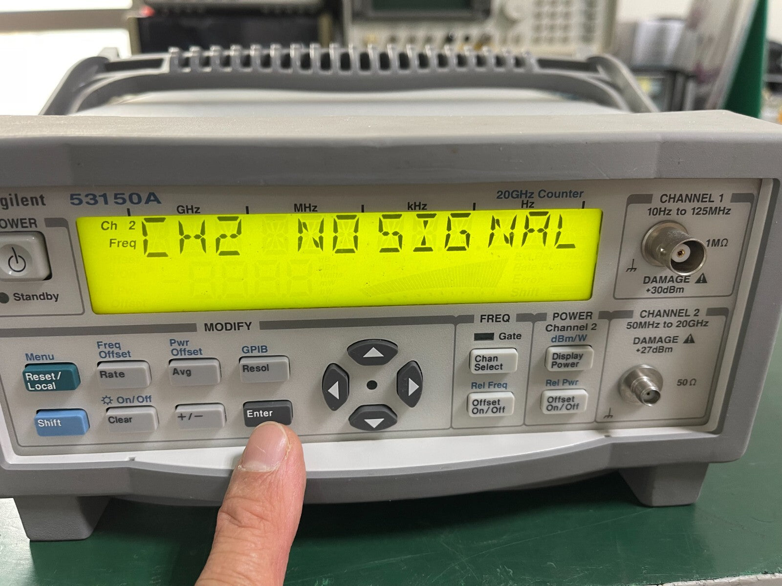 Agilent Keysight 53150A 10Hz-20GHz CW Microwave Frequency Counter _1096 - XG eqpt