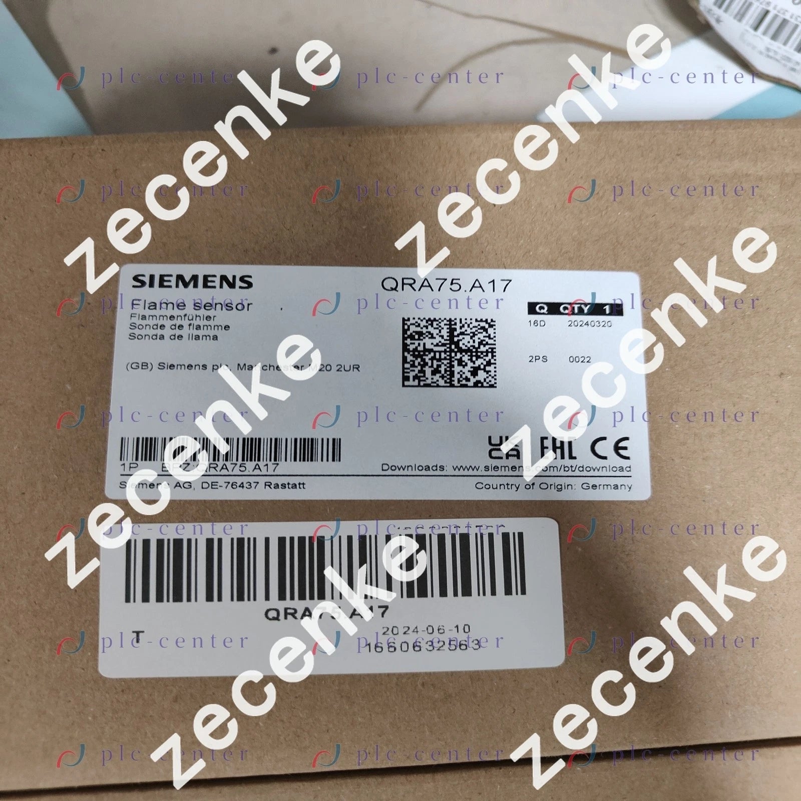 Siemens QRA75.A17 Flame Detector New Fast Shipping