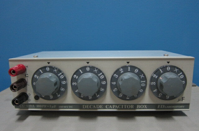 Decade Capacitor Box for Electrodynamic Laboratories