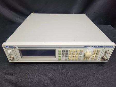 IFR 2024 9kHz - 2.4 GHz Signal Generator (012)