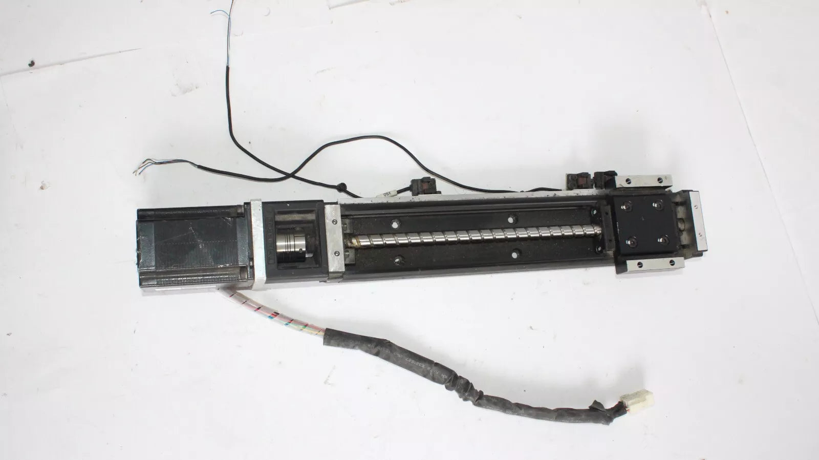 THK KR30H10A-0200-0 LM Guide Actuator with Leadshine Stepper Motor
