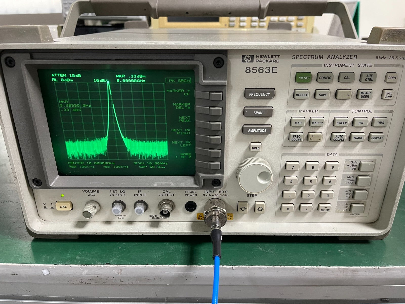 HP Agilent 8563E spectrum analyzer 9KHz to 26.5GHz w/ 85620A_07630