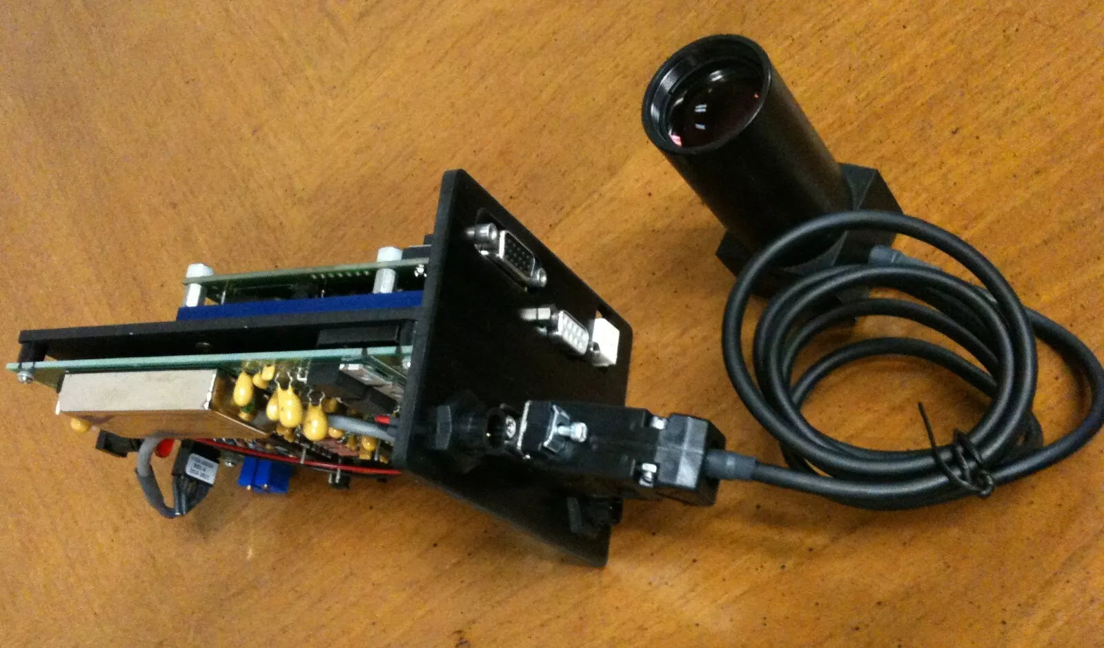 On-Trak OT-301SL Position Sensing Amplifier with Camera & SCA814 Servo Controlled