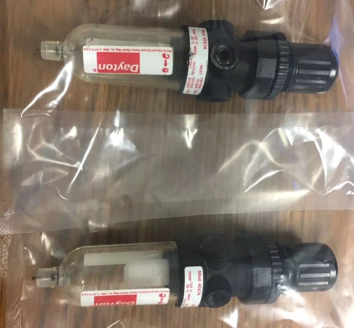 Dayton 4ZK76 Filter Regulator, 150 PSIG 10 Bar Temp 125°F/50°C