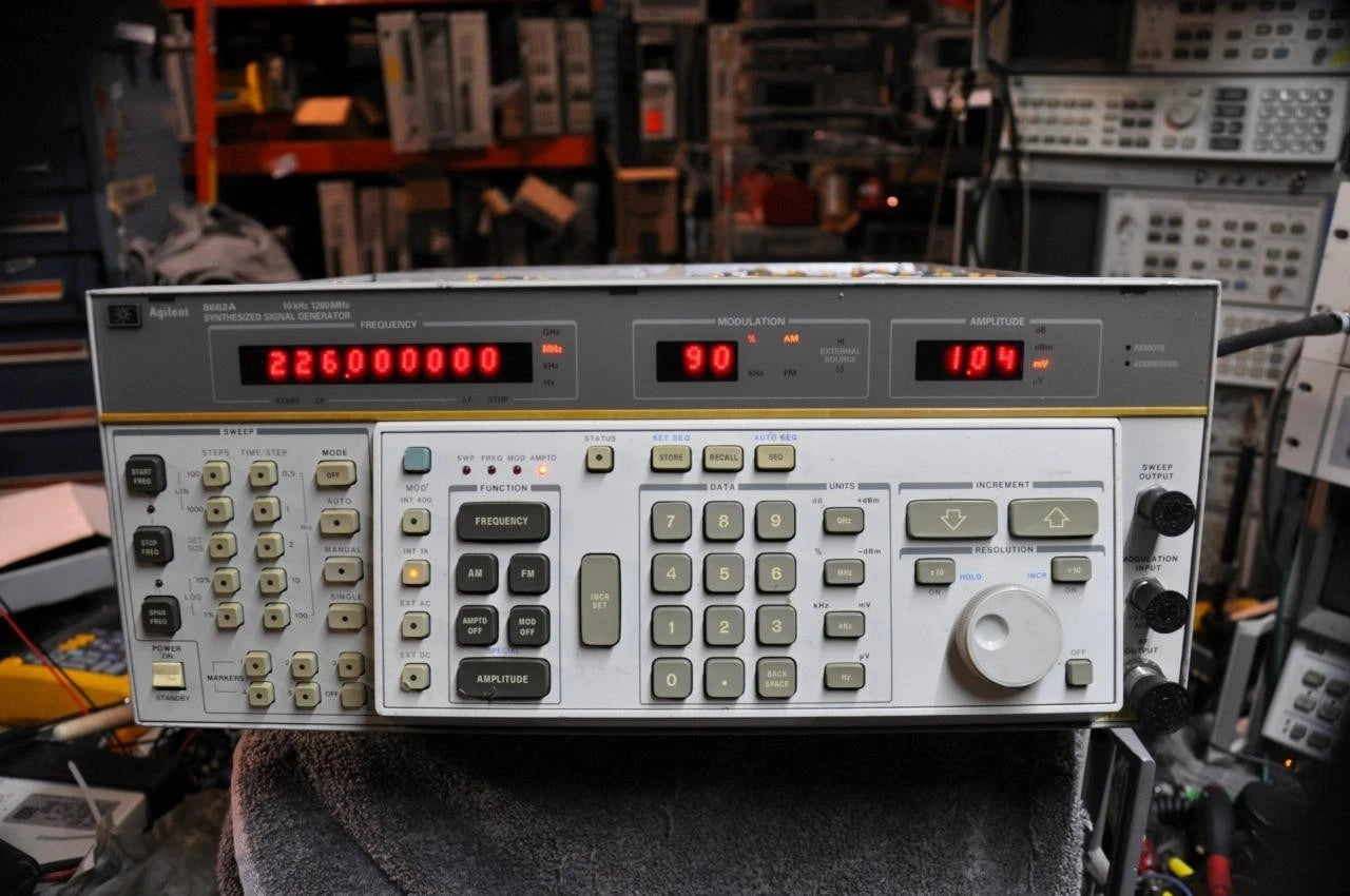 Advanced Digital Multimeter with LCD Display and True RMS Measurement