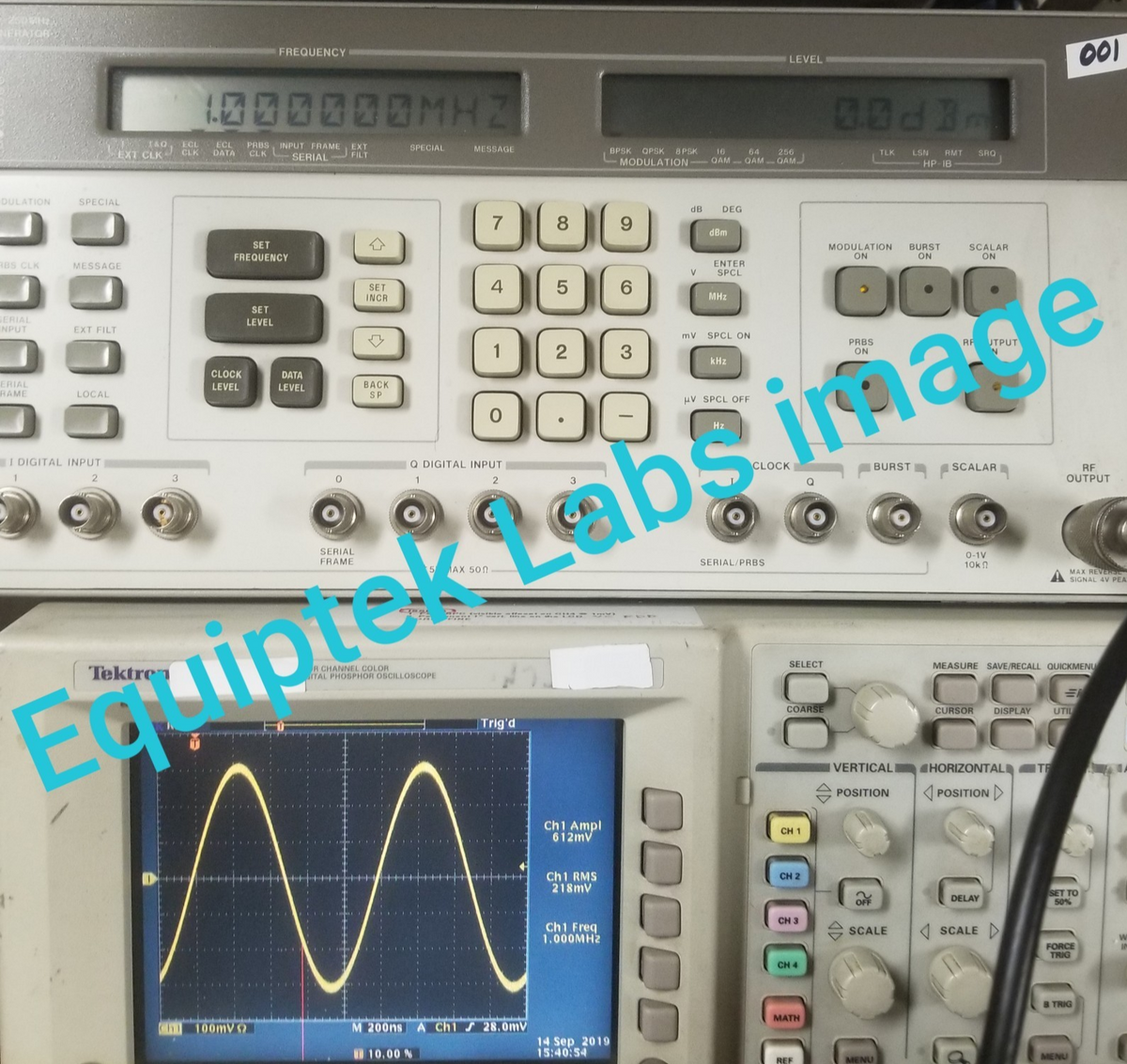 HP 8782A 250 MHz Vector Signal Generator
