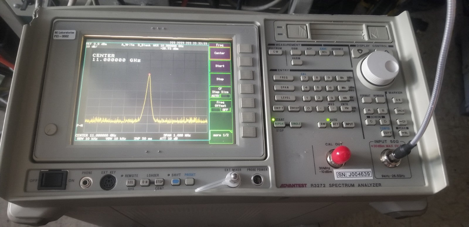 Advantest R3272 26.5GHz Spectrum Analyzer